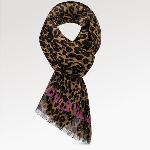 100% Authentic LOUIS VUITTON Leopard Print Cashmere Silk Scarf Wrap - Picture 11 of 15